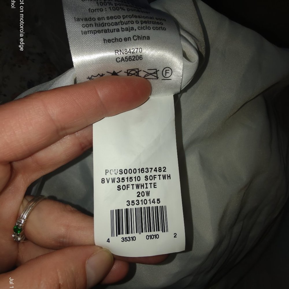 Vera Wang White Wedding Dress